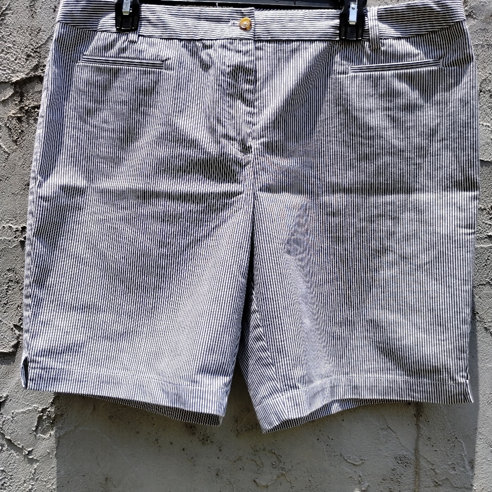 Jones New York Gray Bermuda Shorts Casual Cotton Blend
